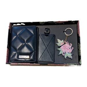 New TRINA TURK Passport Wallet, Luggage Tag Muti Floral Keychain Travel Gift Set
